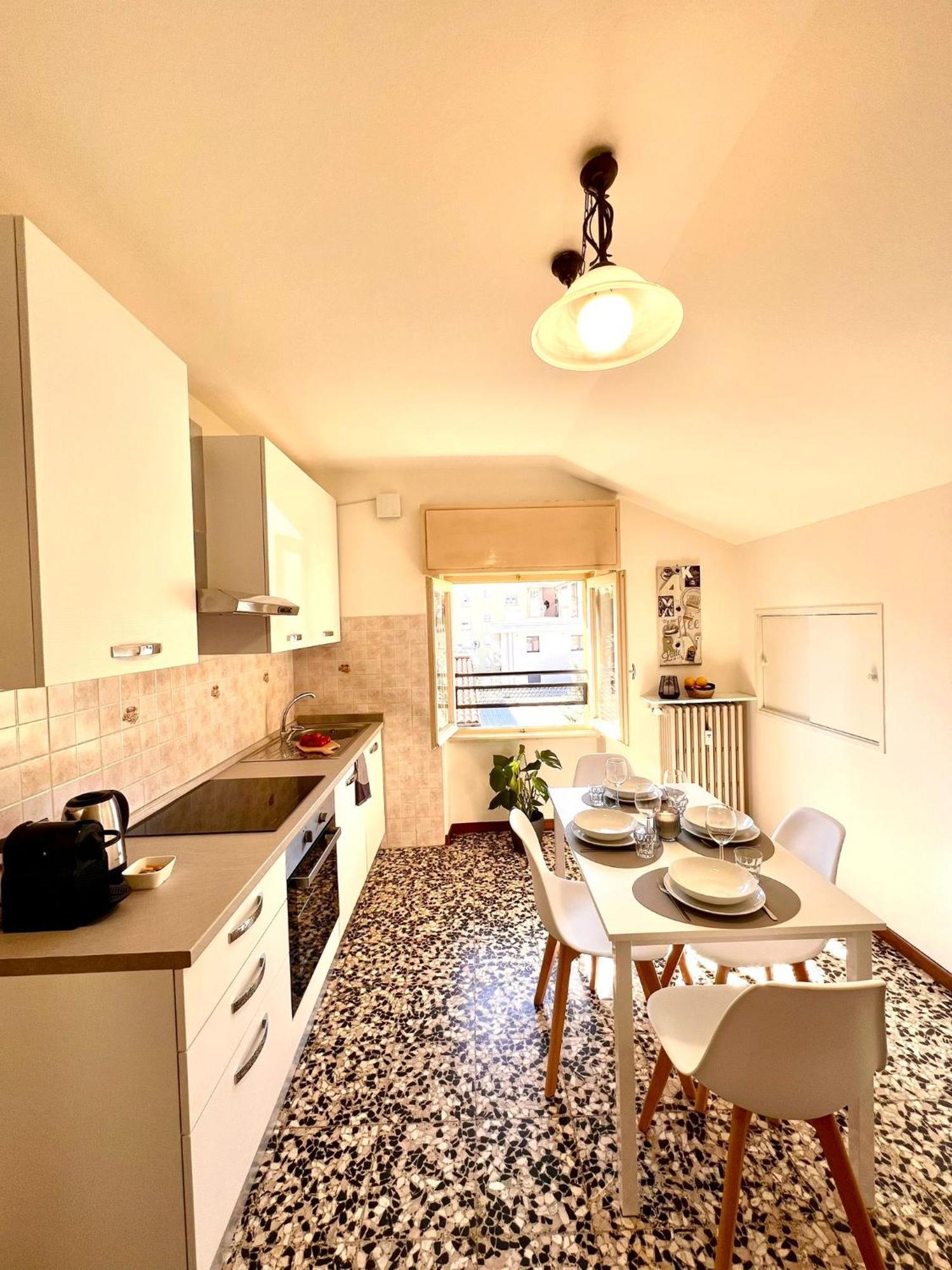 La Mansarda Apartment Como Exterior photo