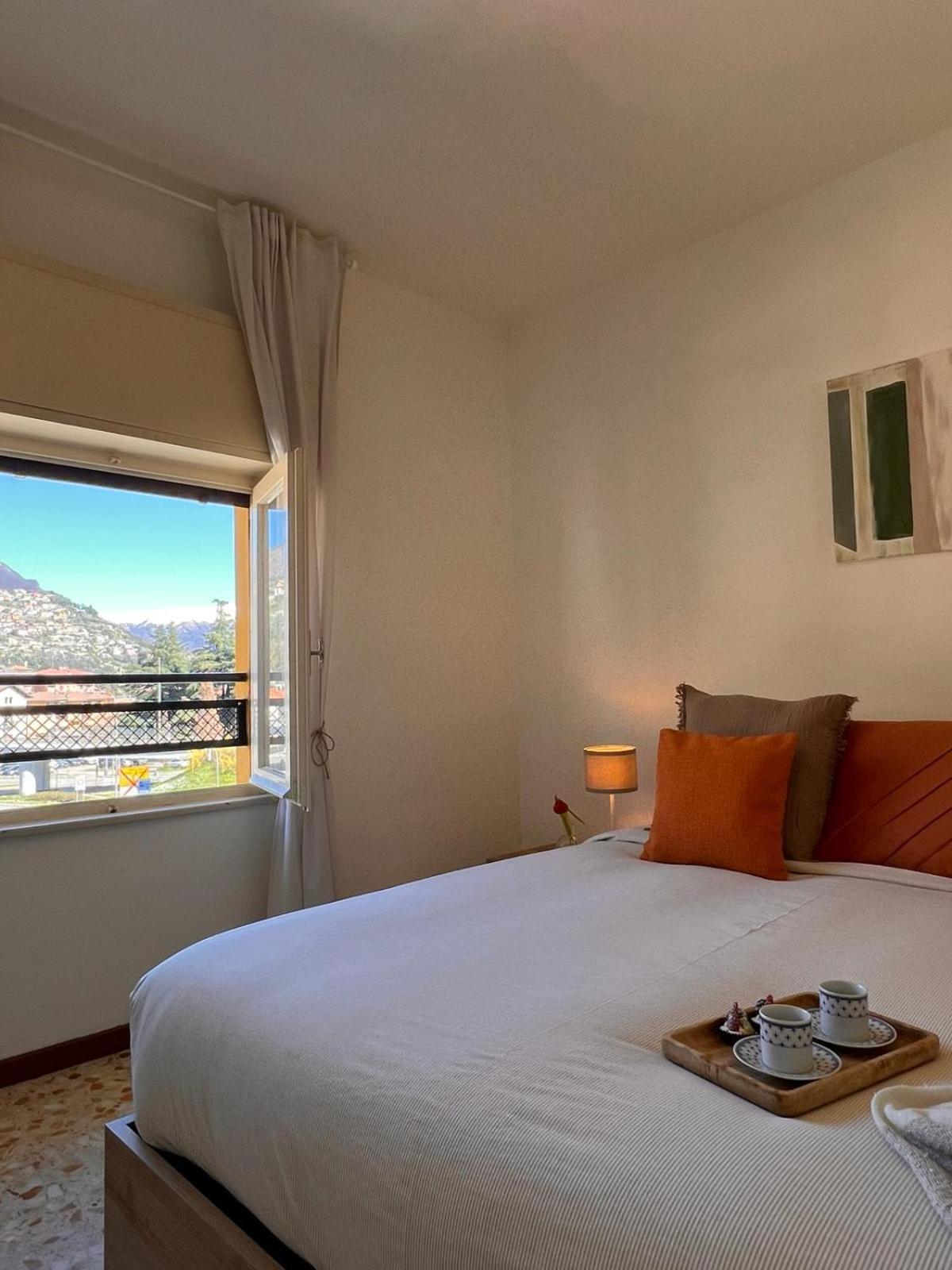 La Mansarda Apartment Como Exterior photo