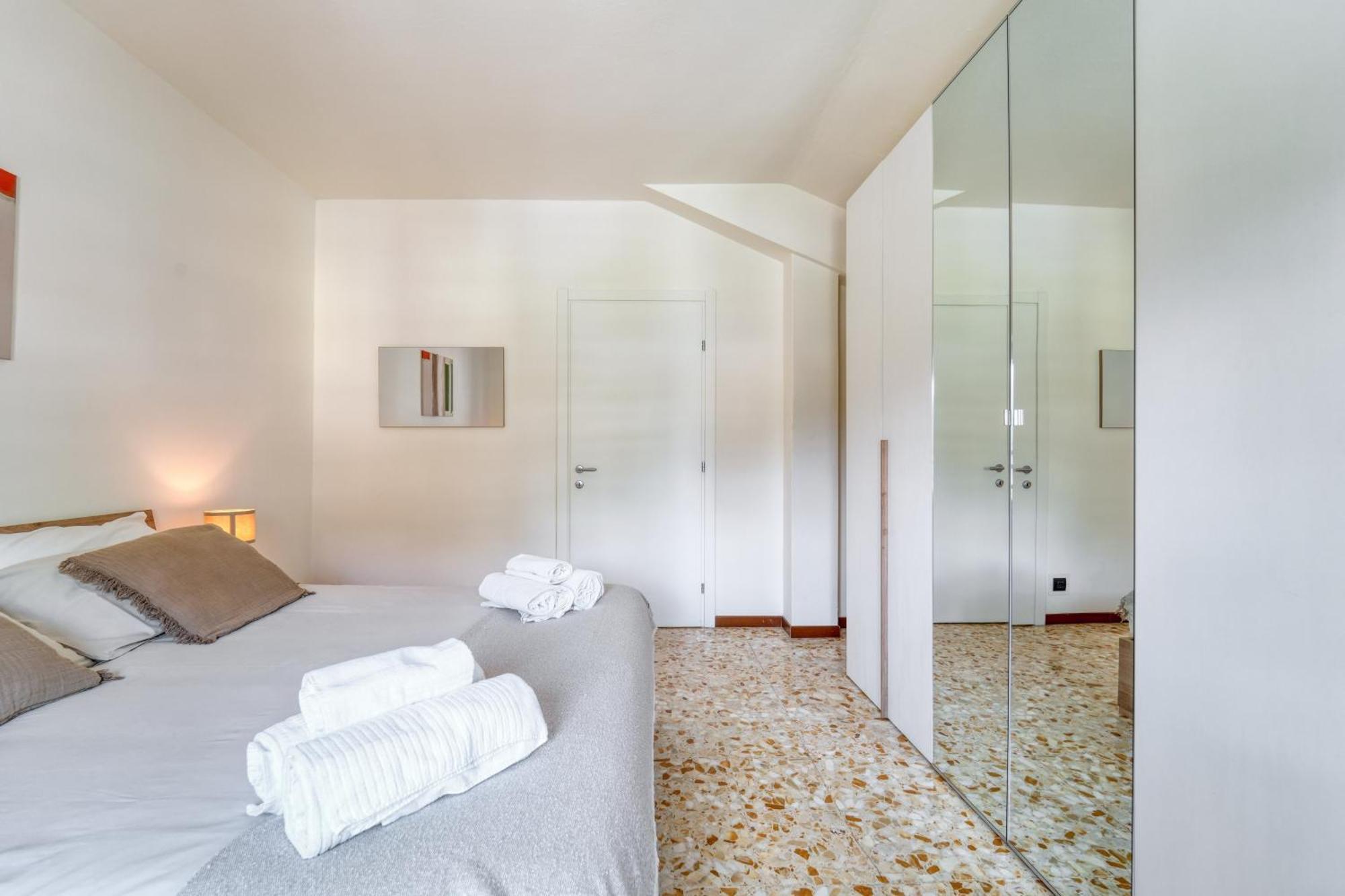 La Mansarda Apartment Como Exterior photo